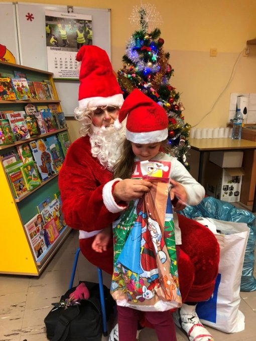 Mikołaj w grupie Żabek 06.12.2018